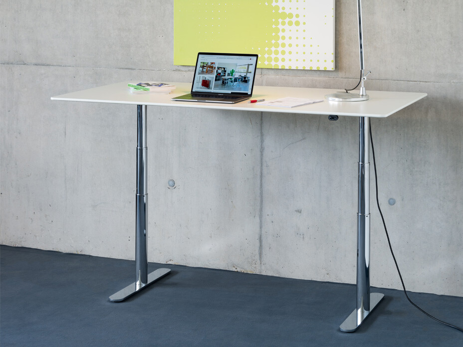 Höhenverstellbarer Arbeitstisch HiLow 2