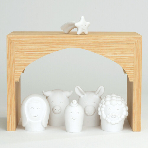 Crèche de Noël avec figurines en résine synthétique 