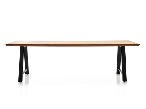 Table Matteo