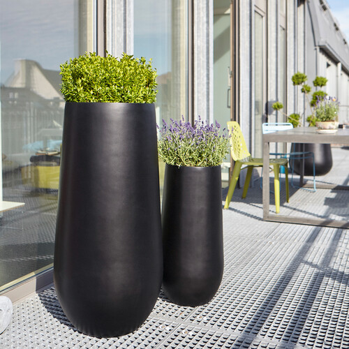 yoooi  Stonefiber Pot Blumentopf Die Amphore | cairo.de