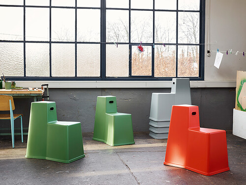 Vitra Stool Tool Hocker – sofort lieferbar! | Vitra Stool Tool | Stühle, Design, Hocker