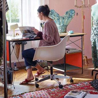 Eames Plastic Armchair PACC Drehstuhl 