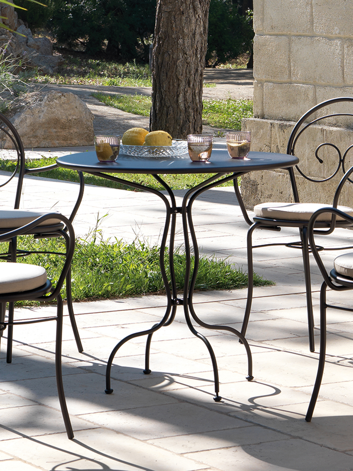 Vermobil • Rondo Tisch – sofort lieferbar! | cairo.at