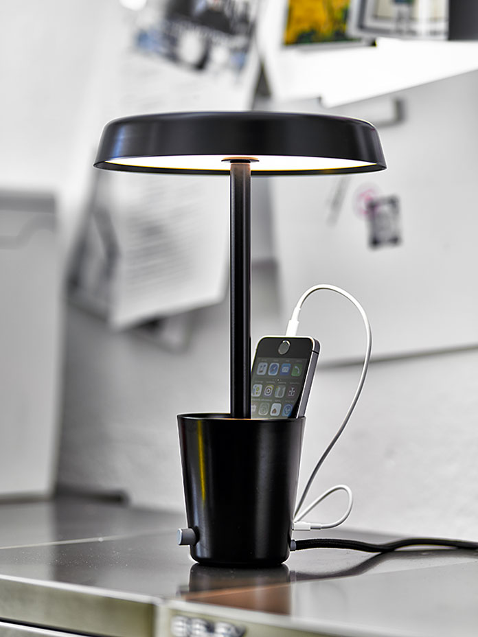 Umbra Shift Cup Lamp LED-Tischleuchte – sofort lieferbar! | cairo.de